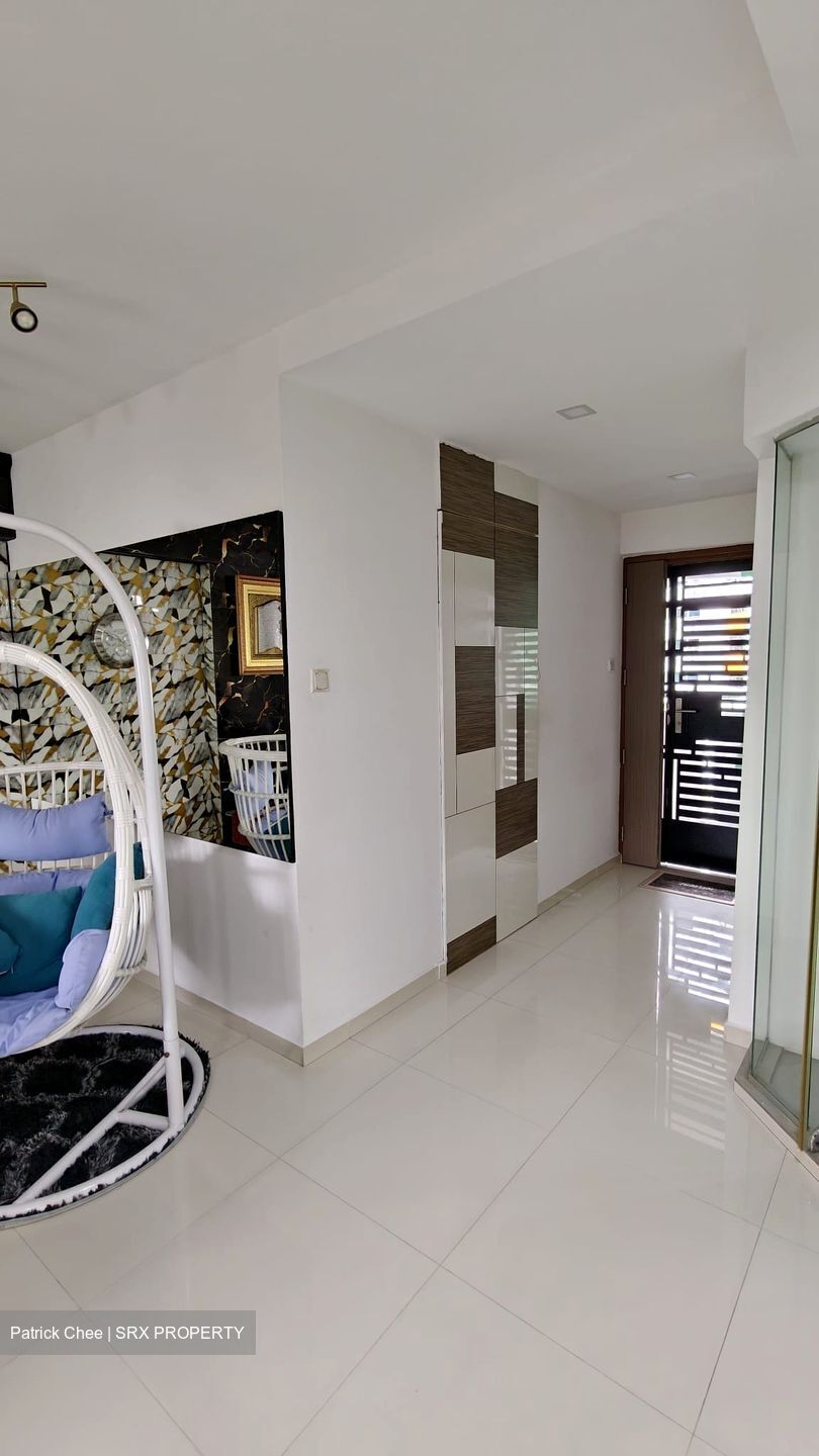 Blk 229 Compassvale Walk (Sengkang), HDB 5 Rooms #548461901